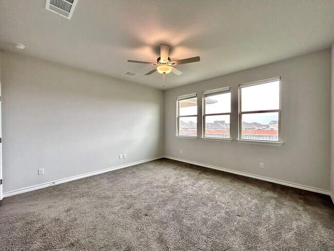 Building Photo - 230 Small Seed Dr