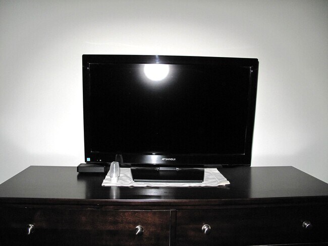 Building Photo - 14500 Canalview Dr