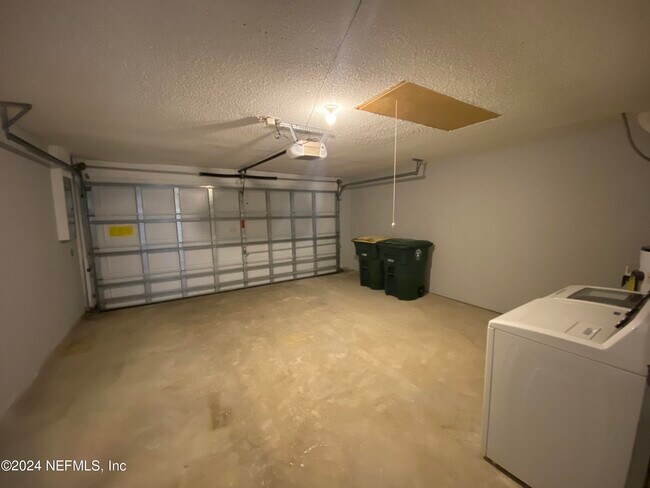 Building Photo - 11486 Kimberly Forest Dr