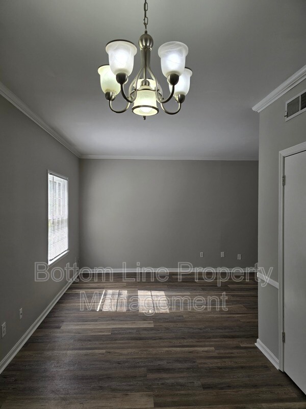 Building Photo - 5949 Quail Hollow Rd