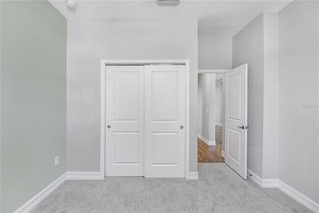 Building Photo - 16325 Hyde Manor Dr
