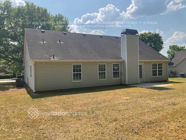 Building Photo - 273 Rockingham Dr