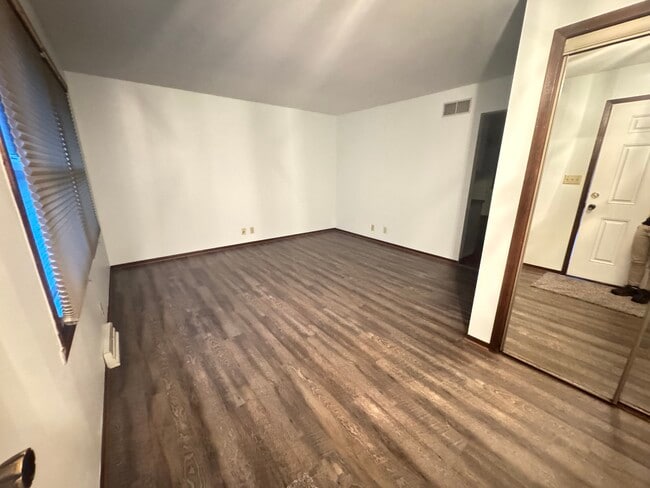 Building Photo - 21205 Mary Lynn Dr