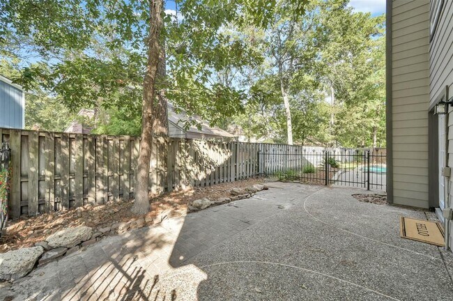 Building Photo - 11612 Timberwild St