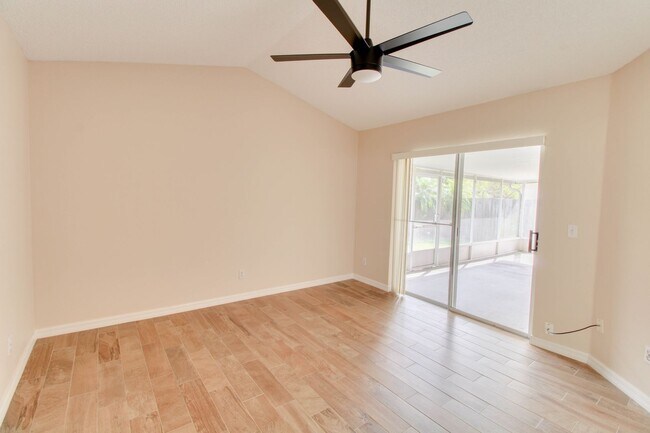 Building Photo - 10538 Sun Villa Blvd - Available December ...