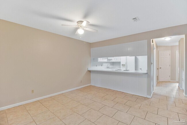 Building Photo - 464 E Burgess Rd