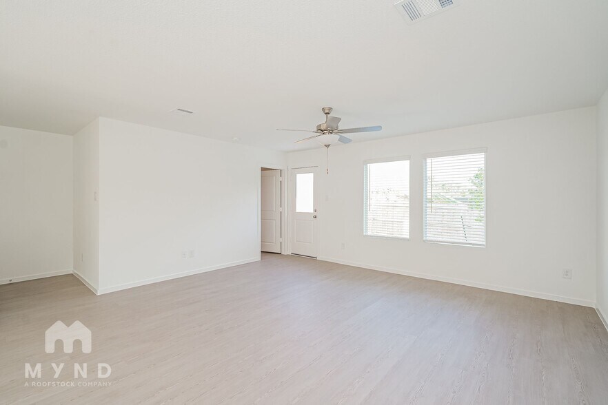 Building Photo - 10100 Dalgreen Cir