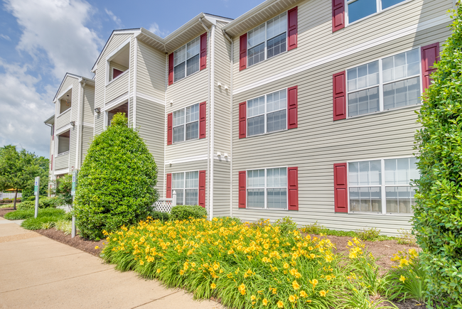 Building Photo - South Main Commons Apartments