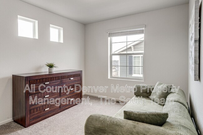 Building Photo - 4142 N Rome St