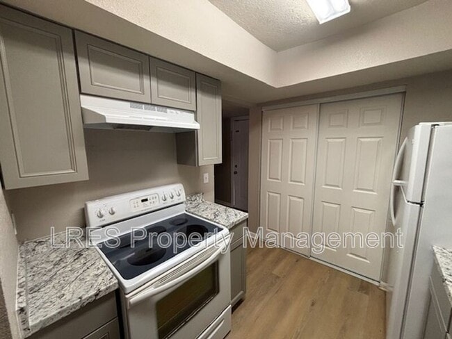Building Photo - 1603 Terrace Dr