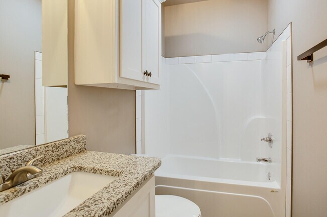Building Photo - 1505 Avenue O