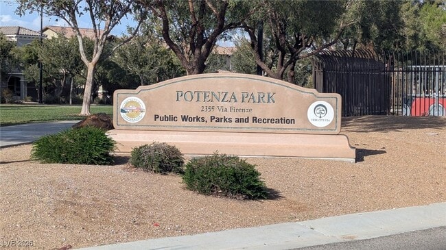 Building Photo - 3072 Bicentennial Pkwy