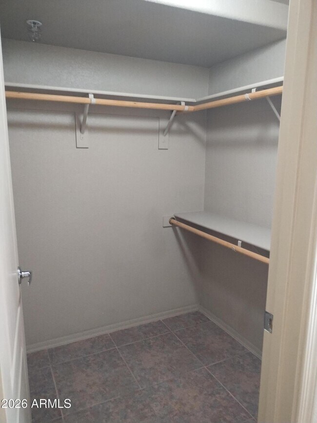 Building Photo - 16825 N 14th St