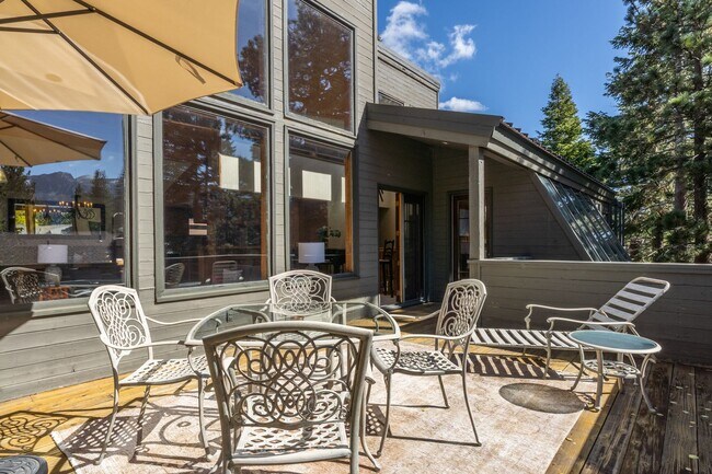 Building Photo - 283 Monterey Pine Rd