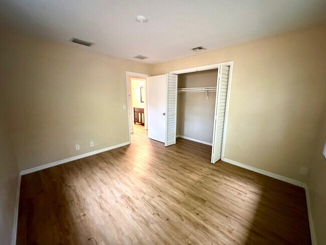Building Photo - 3561 Burma Ct