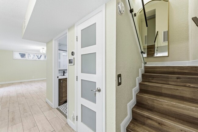 Building Photo - 8135 Severn Dr