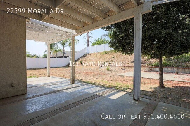 Building Photo - 22599 Moralia Dr