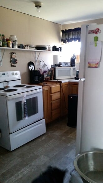 Kitchen - 732 Bakers Ridge Rd