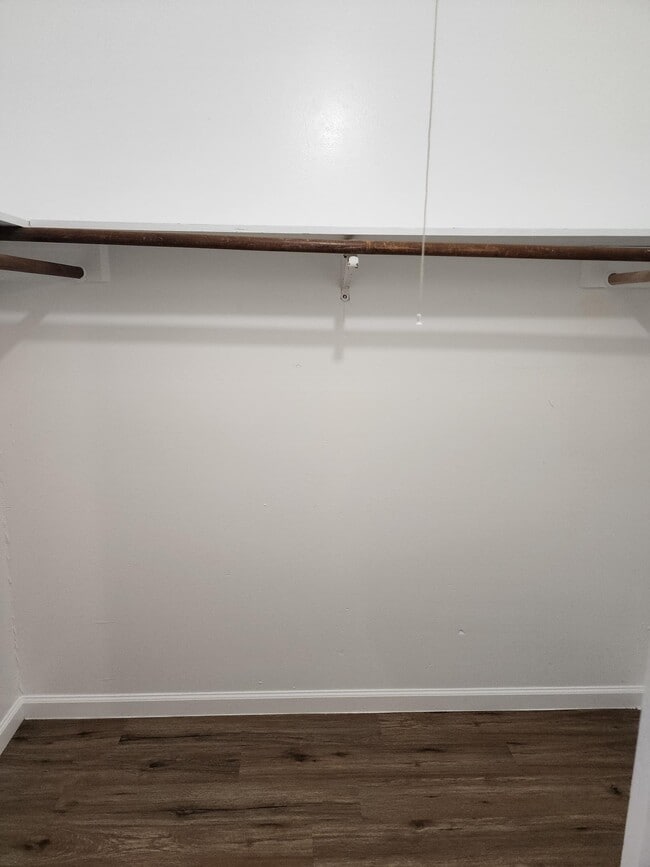 Building Photo - 7101 Guadalupe St