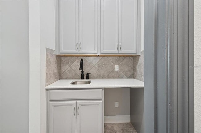 Building Photo - 7031 Billie Ct