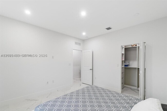 Building Photo - 13305 SW 190th Terrace