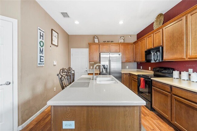 Building Photo - 4199 SW 46th Ct