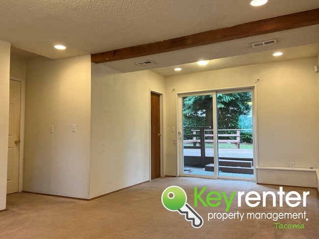 Building Photo - Stunning North End Single-Family Home with...