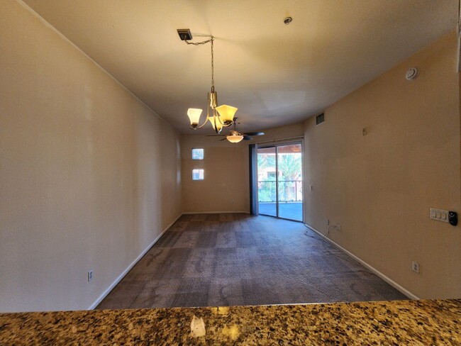 Building Photo - Luxury 1 bedroom condo unit on the 3rd Floor just off the "South LV Strip"