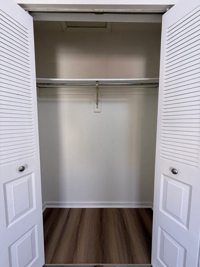 Building Photo - 1434 Mediterranean Ave