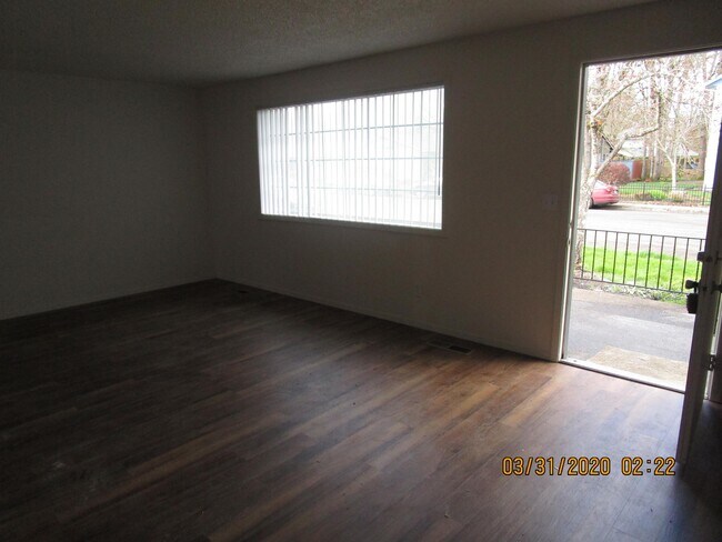 Building Photo - 410 Olney St