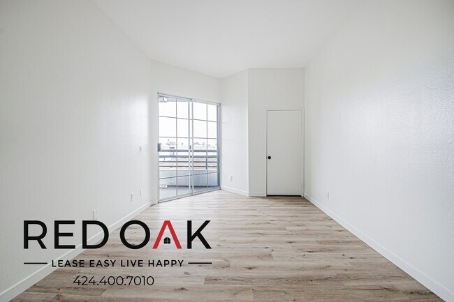 Building Photo - 4320 S Centinela Ave