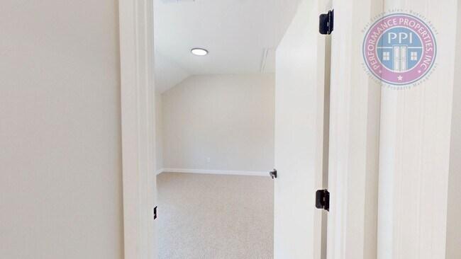 Building Photo - Prime Location - University Park!!!  Luxury Classic Ranch Style Home, Completely Renovated & Styl...