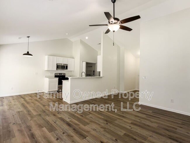 Building Photo - 5208 Copley Cir