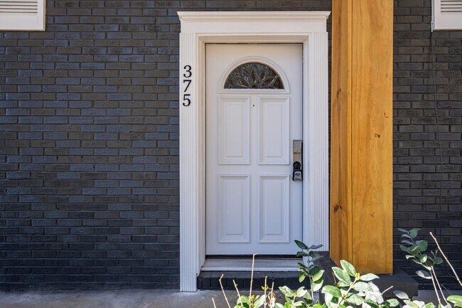 Building Photo - 375 Dollar Mill Rd SW