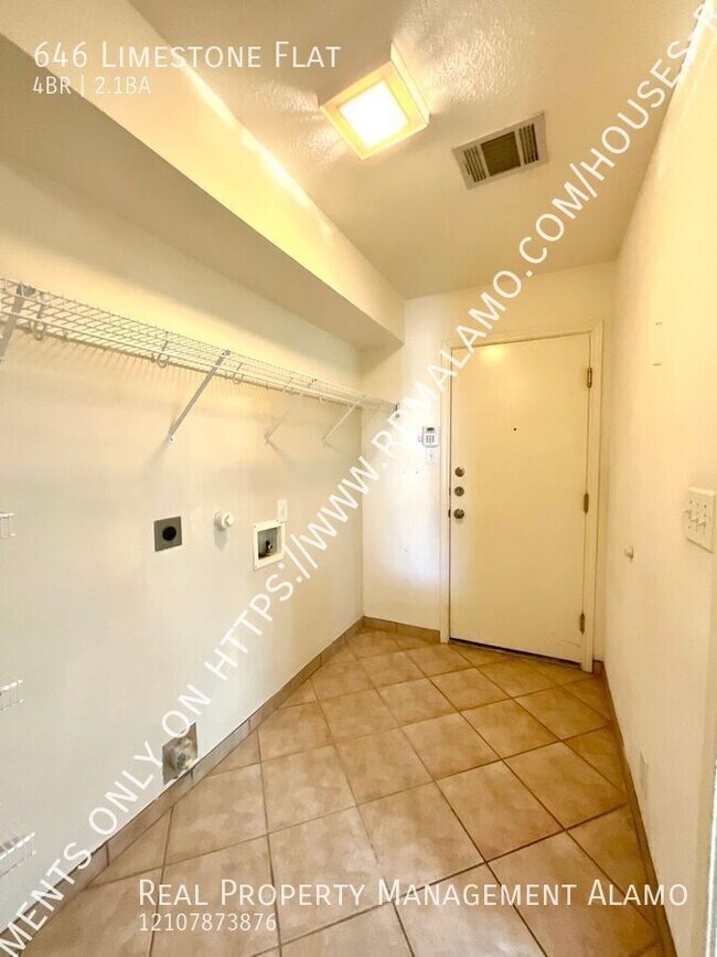 Building Photo - 646 Limestone Flat