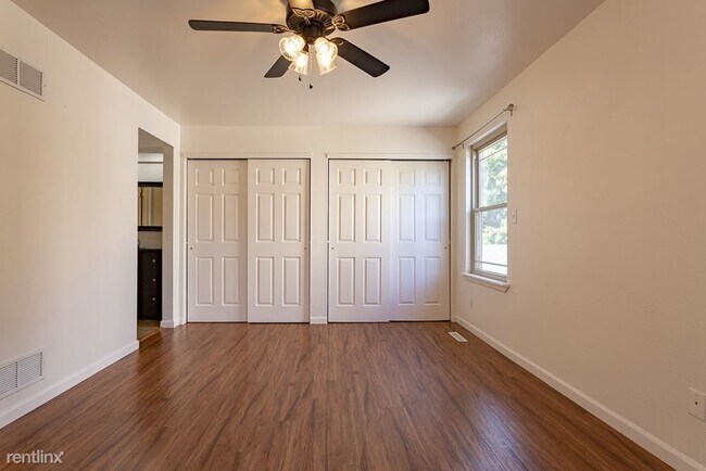 Building Photo - 2 br, 2 bath Condo - 701 North Harlan Stre...