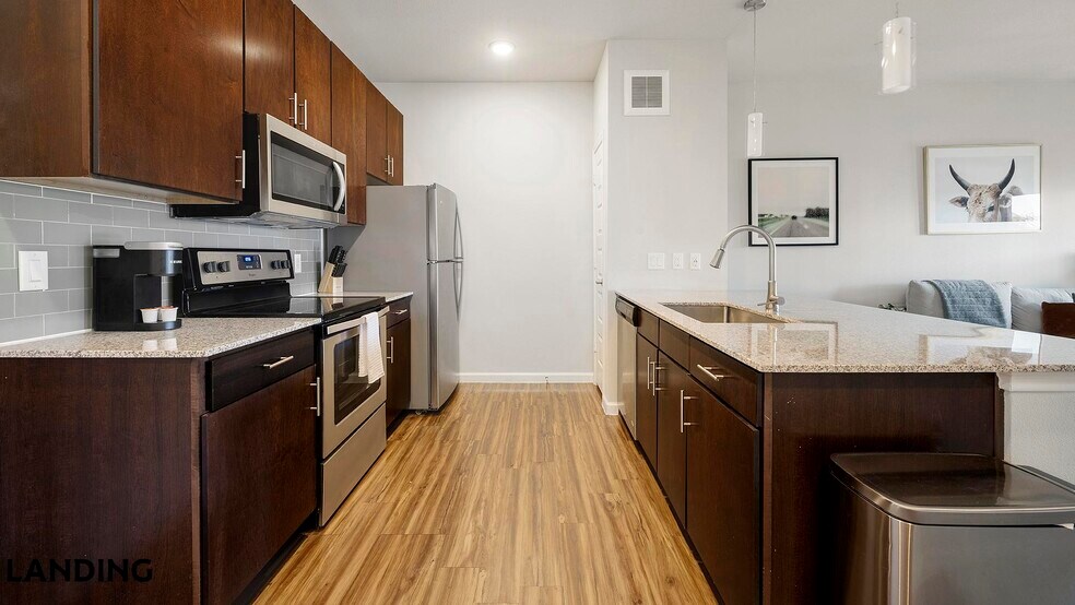 Building Photo - 715 W Slaughter Ln