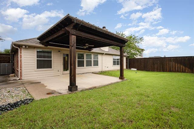 Building Photo - 14716 Lone Spring Dr