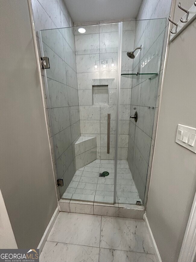 Building Photo - 2940 Furlong Ct