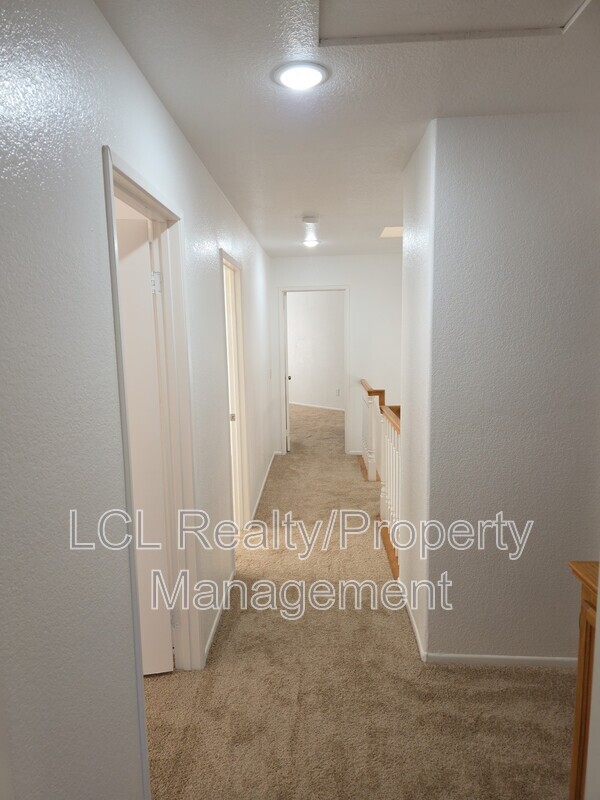 Building Photo - 35325 Billie Ann Rd