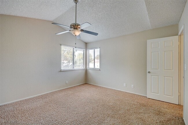 Building Photo - 3229 Canyon Lake Dr