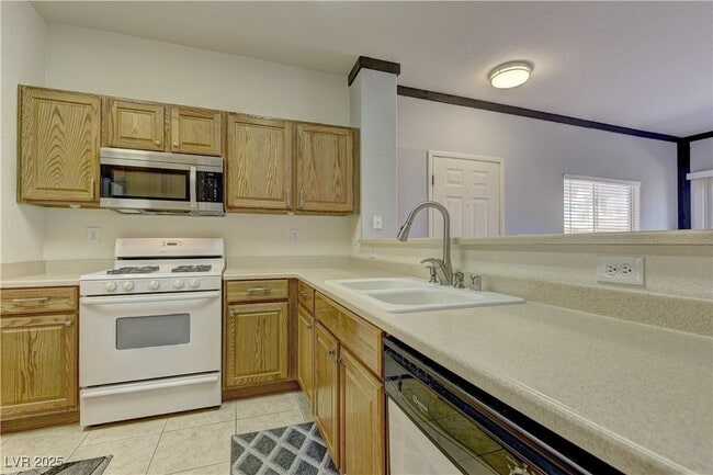 Building Photo - 2580 Velez Valley Way