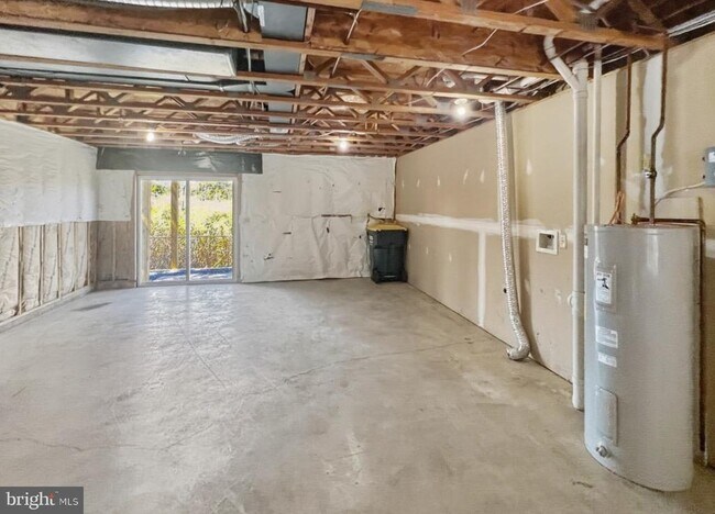 Building Photo - 3615 Harbor Rd