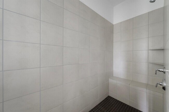Building Photo - 2304 Novara Trl