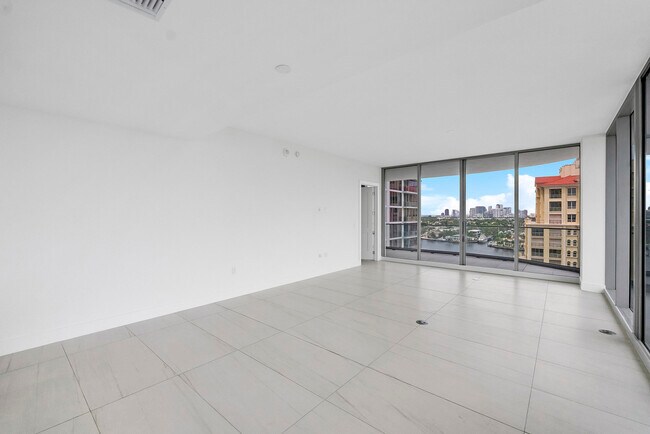 Building Photo - 151 N Seabreeze Blvd