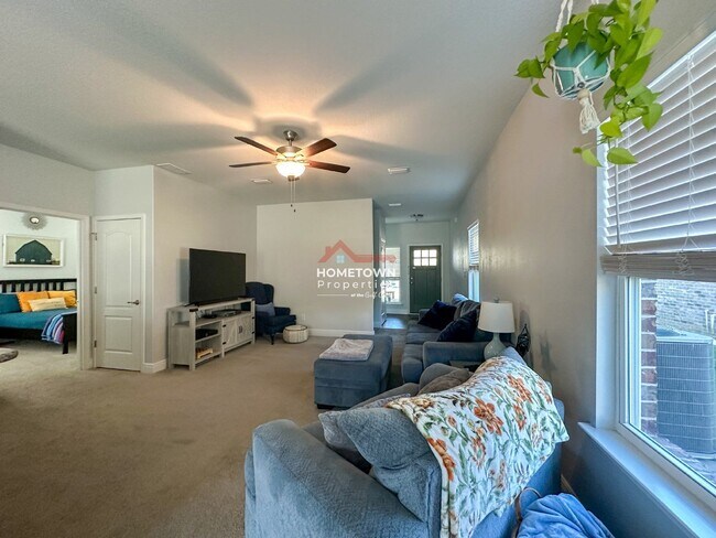 Building Photo - 3613 Conley Dr