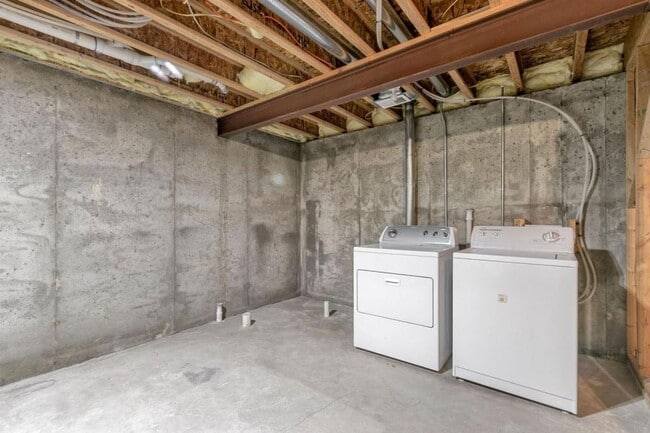 Building Photo - 2075 Tonopas Ct