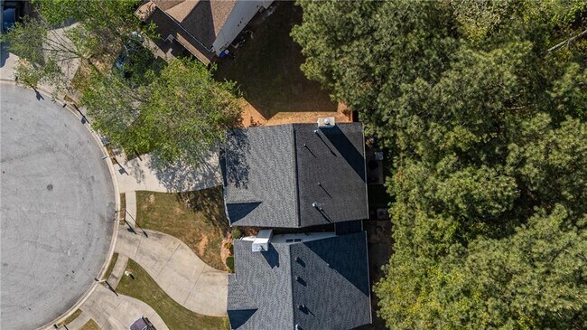 Building Photo - 9899 Vista Cir