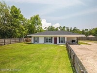 Building Photo - 410 Old Spanish Trail