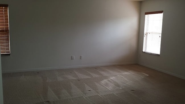 Building Photo - 1307 Bella Coola Dr